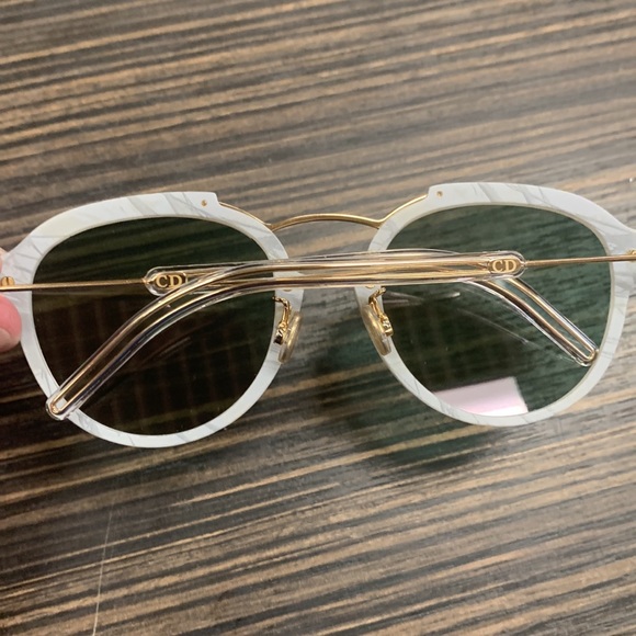 Dior Sunglasses - Picture 2 of 5